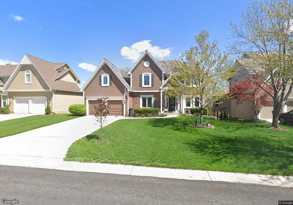 8349 Mullen Rd, Lenexa, KS 66215 - photo 1