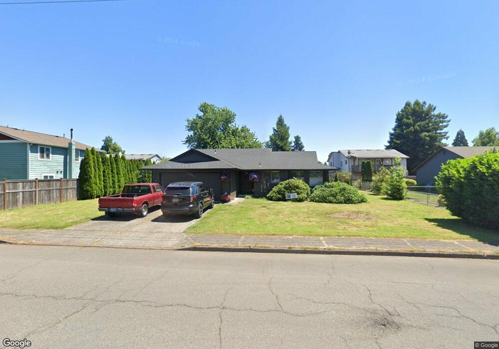 1190 S Elm St, Canby, OR 97013 - photo 1