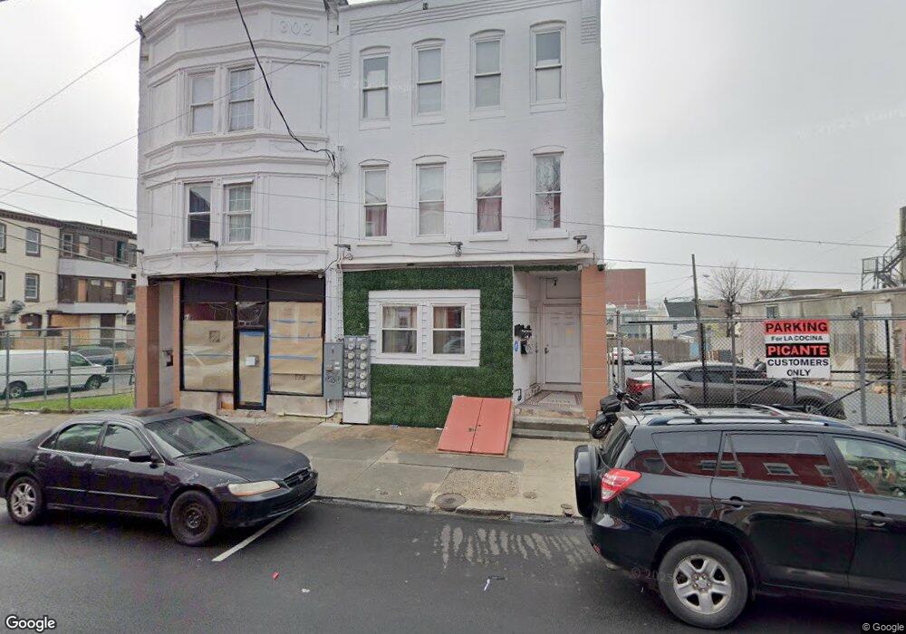 304 N 9th St, Reading, PA 19601 - photo 1