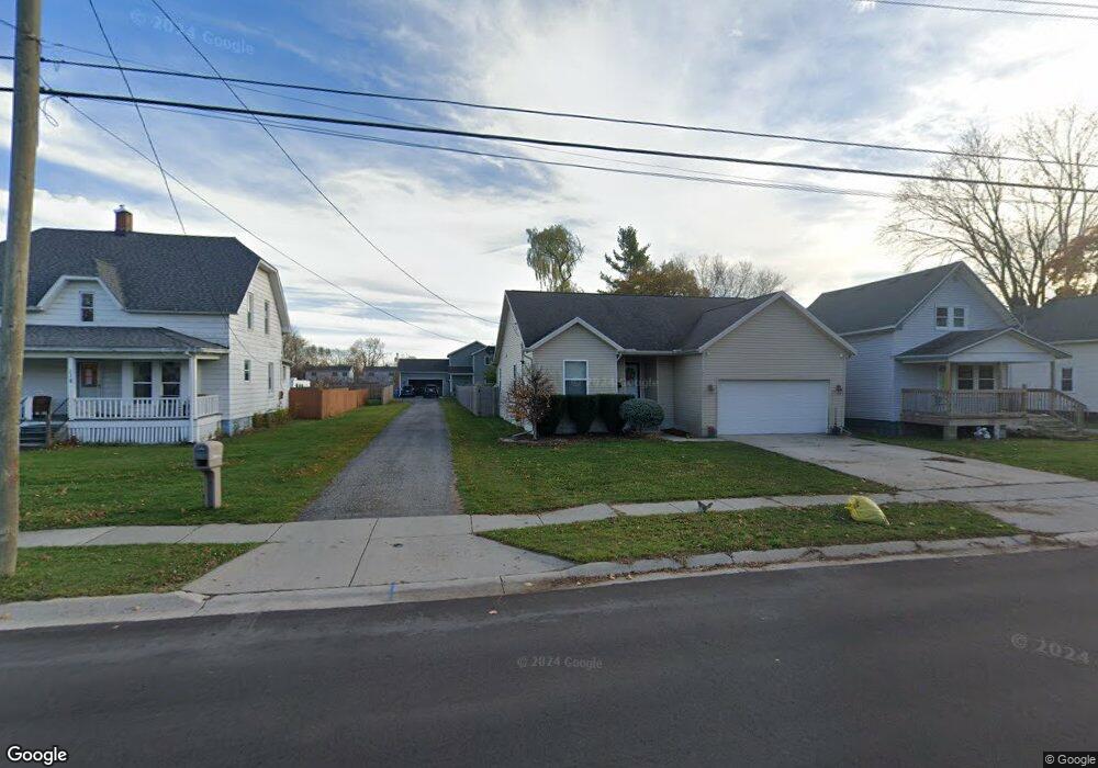 100 Taylor St unit 3, Port Huron, MI 48060 - photo 1