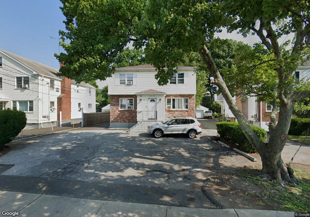 44 Limerick St, Stamford, CT 06902 - photo 1