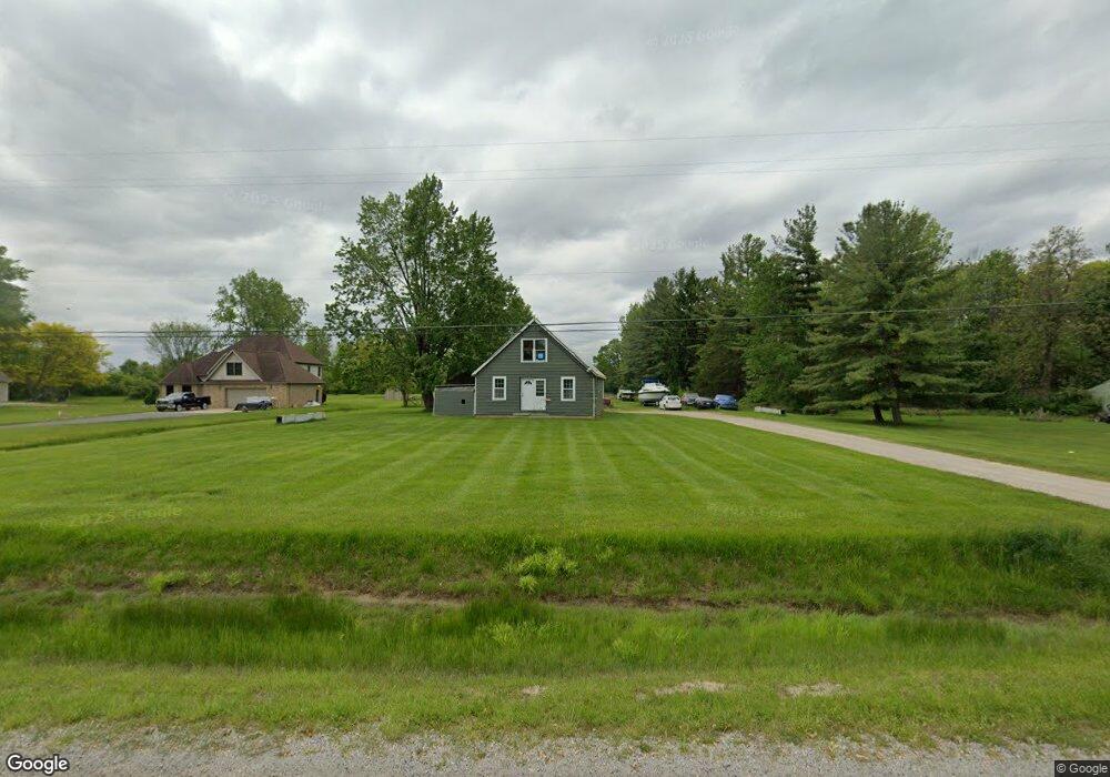 6113 W Coldwater Rd, Flushing, MI 48433 - photo 1