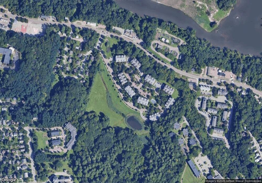 348 Hildred Dr, Burlington, VT 05401 - photo 1