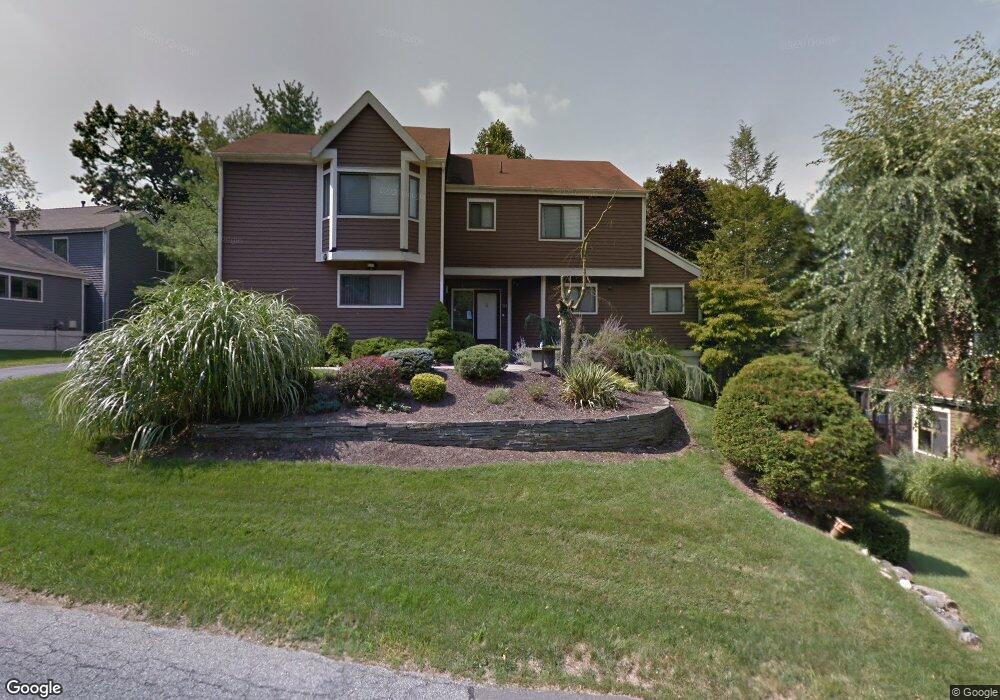 154 Fieldpoint Dr, Irvington, NY 10533 - photo 1