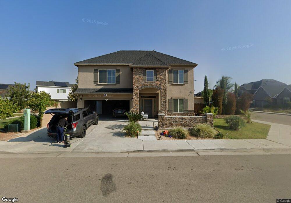 3384 N Apricot Ave, Fresno, CA 93727 - photo 1