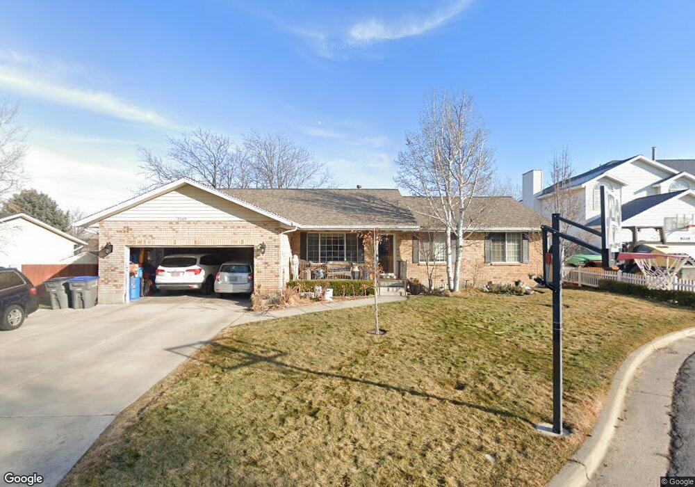 9549 Braenear Cir, South Jordan, UT 84095 - photo 1