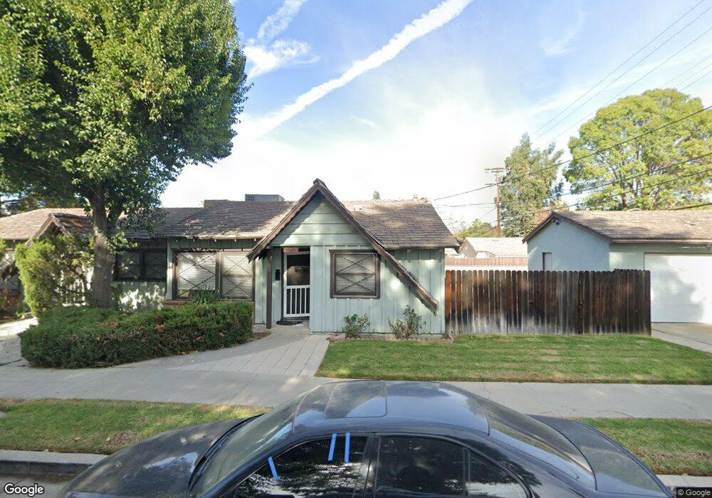 21947 Ybarra Rd, Woodland Hills, CA 91364 - photo 1