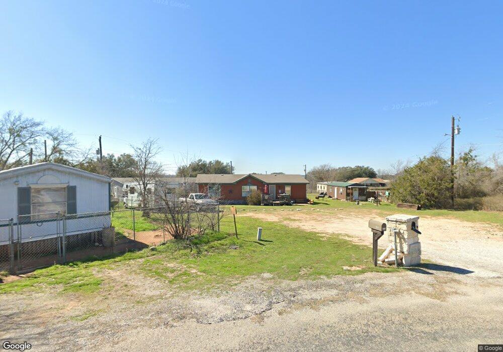 325 Wren Dr, Granbury, TX 76049 - photo 1