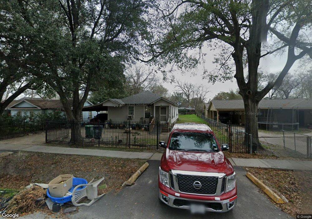413 Robmore St, Houston, TX 77076 - photo 1