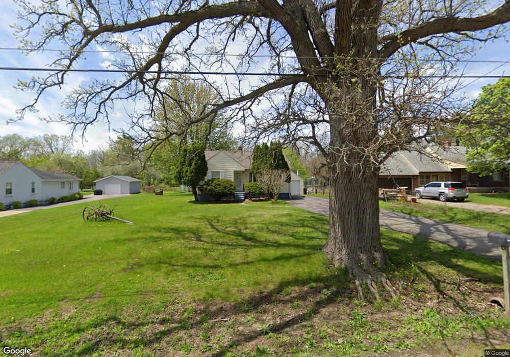 2328 Utley Rd, Flint, MI 48532 - photo 1