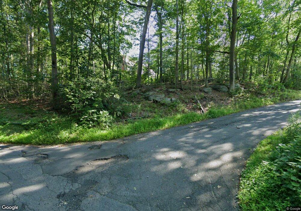 258 Wilton Rd E, Ridgefield, CT 06877 - photo 1