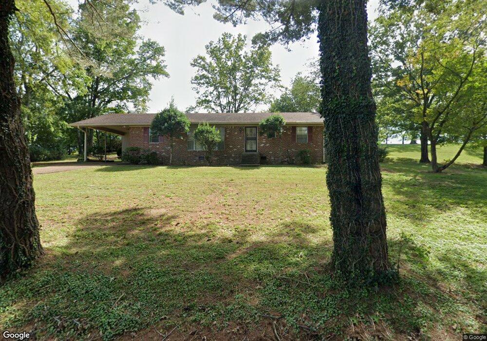 112 Averret Ln, Linden, TN 37096 - photo 1