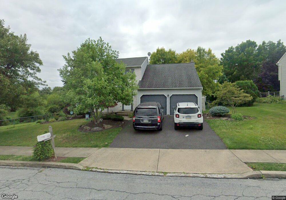 4539 Cairo Dr, Whitehall, PA 18052 - photo 1