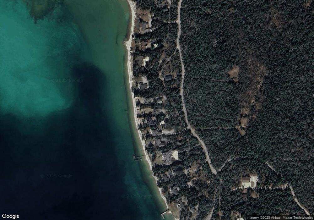 7235 Birdland Dr, Charlevoix, MI 49720 - photo 1