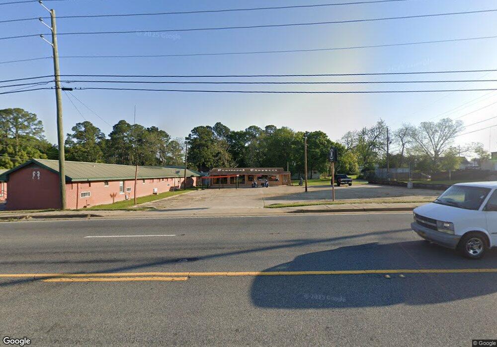 307 7th St W, Tifton, GA 31794 - photo 1