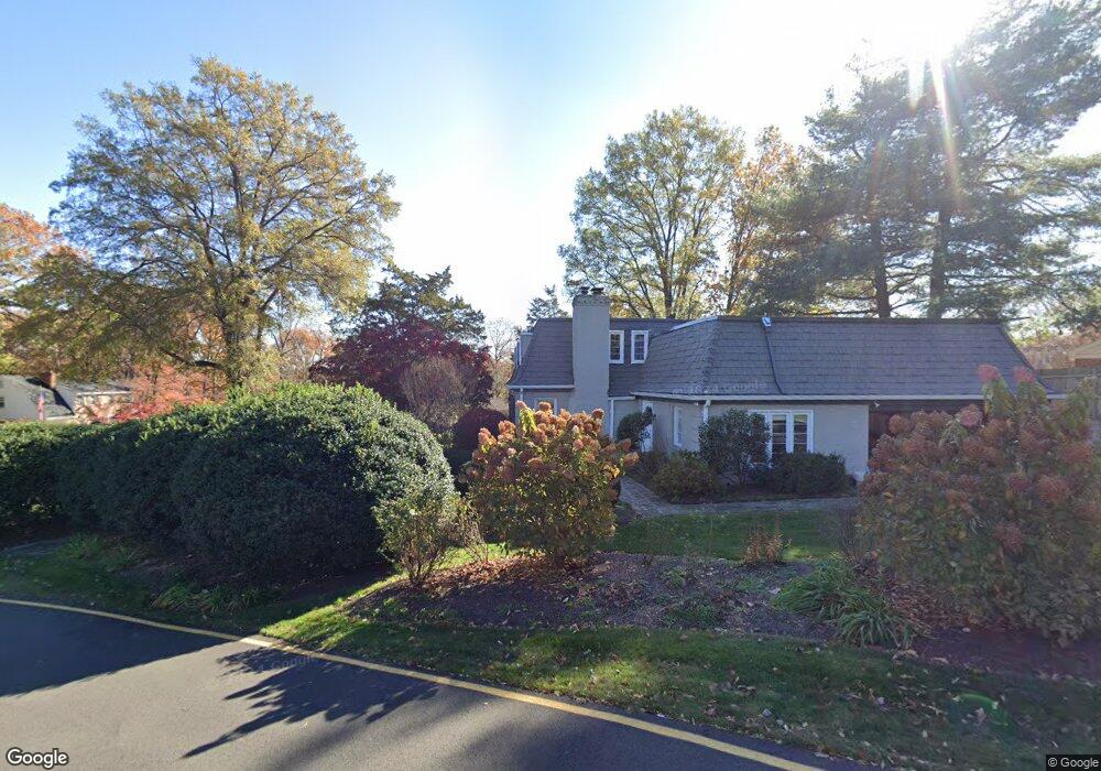 1909 Windmill Ln, Alexandria, VA 22307 - photo 1