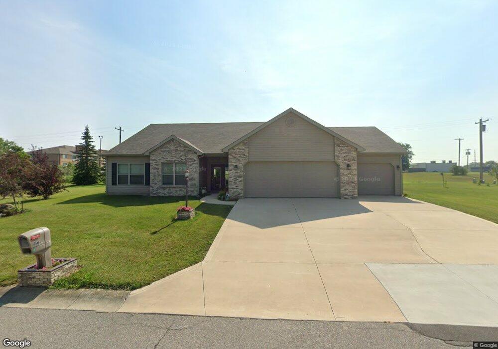 1761 Wm Wells Cir unit 15, Bluffton, IN 46714 - photo 1