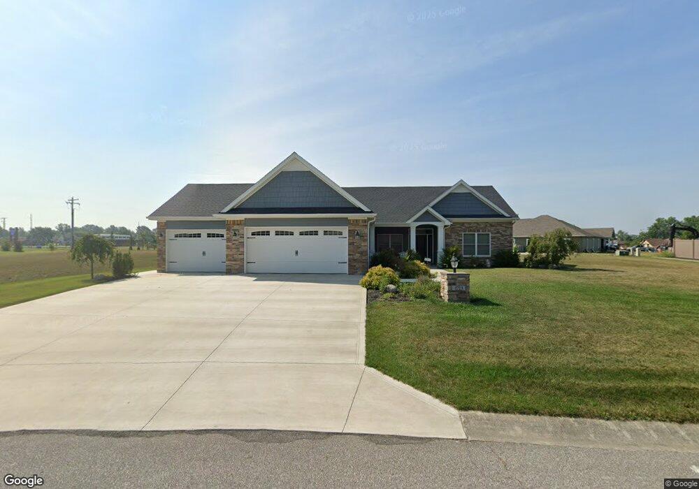 1723 Wm Wells Cir unit 13, Bluffton, IN 46714 - photo 1