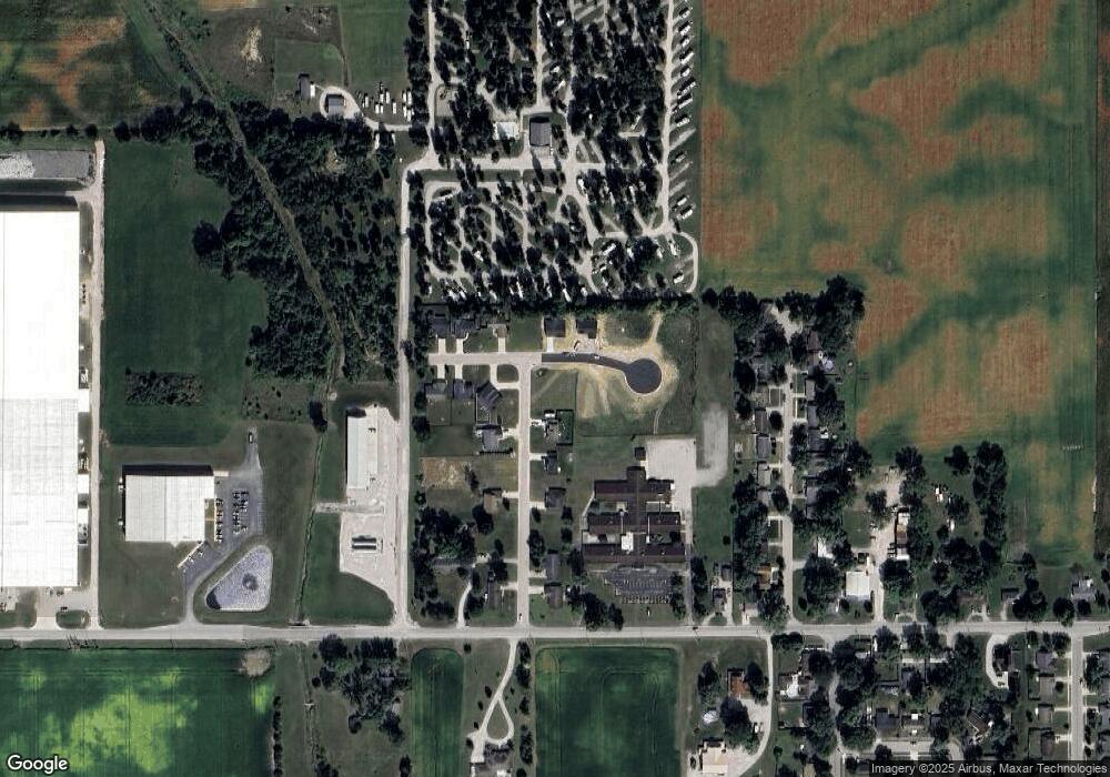 135 Memory Ln unit 13, Bluffton, IN 46714 - photo 1