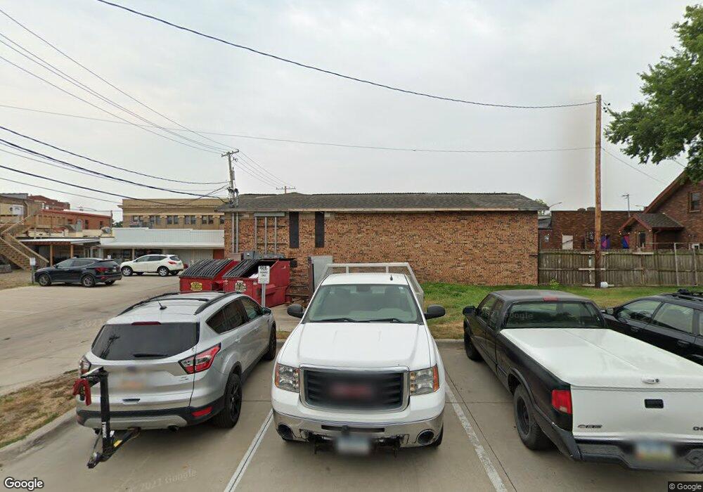 1118 2nd St SE, Cedar Rapids, IA 52401 - photo 1