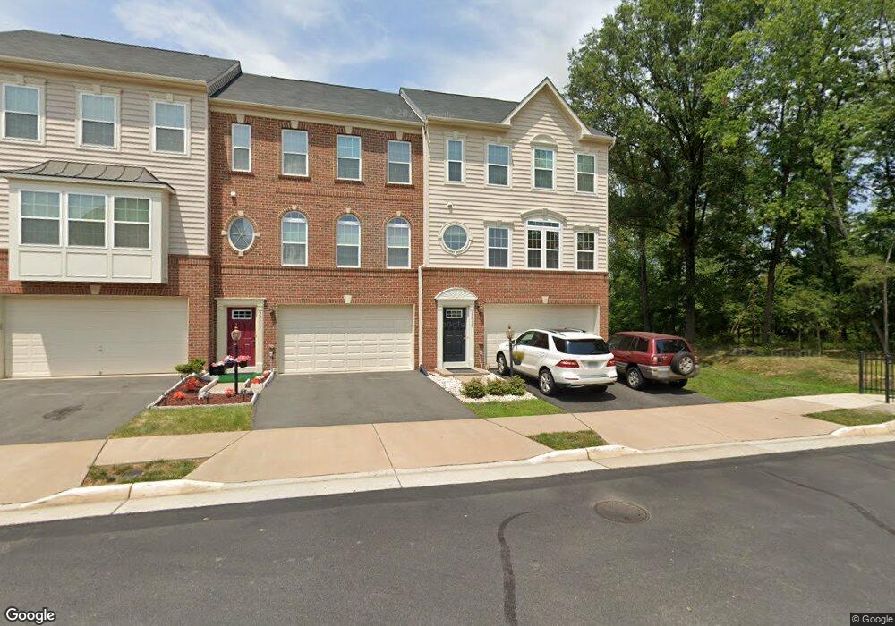 22915 Chinkapin Oak Terrace, Sterling, VA 20166 - photo 1