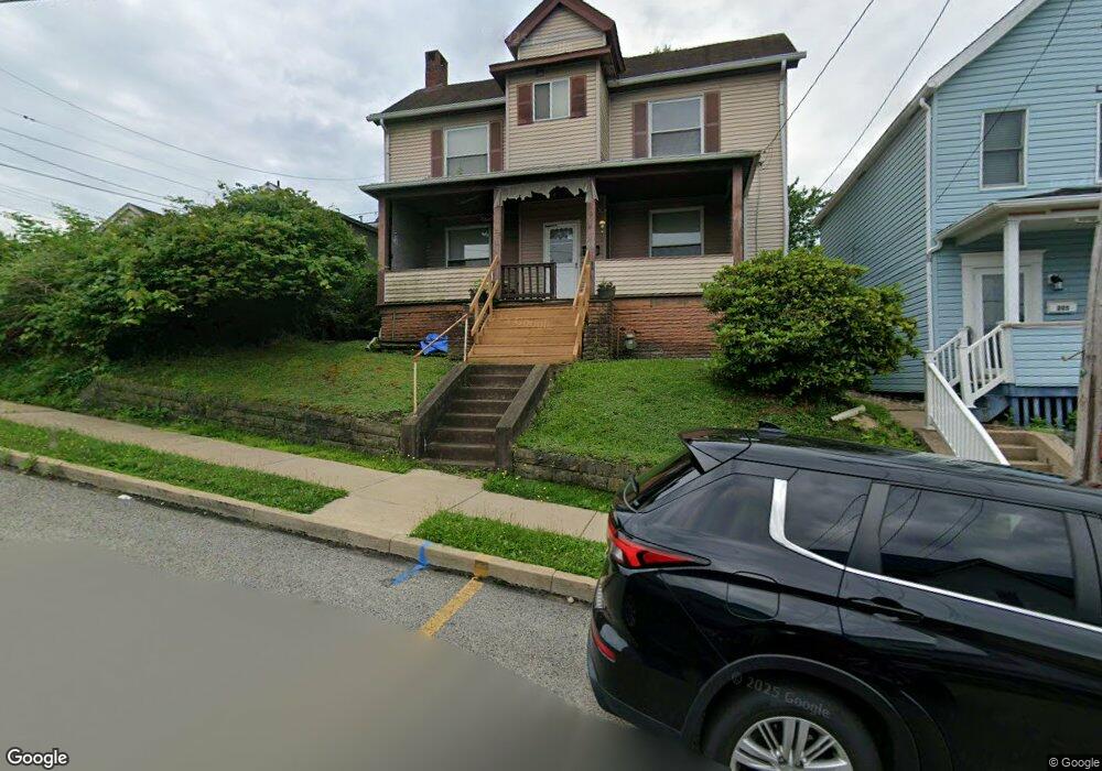203 Emerson St, Vandergrift, PA 15690 - photo 1