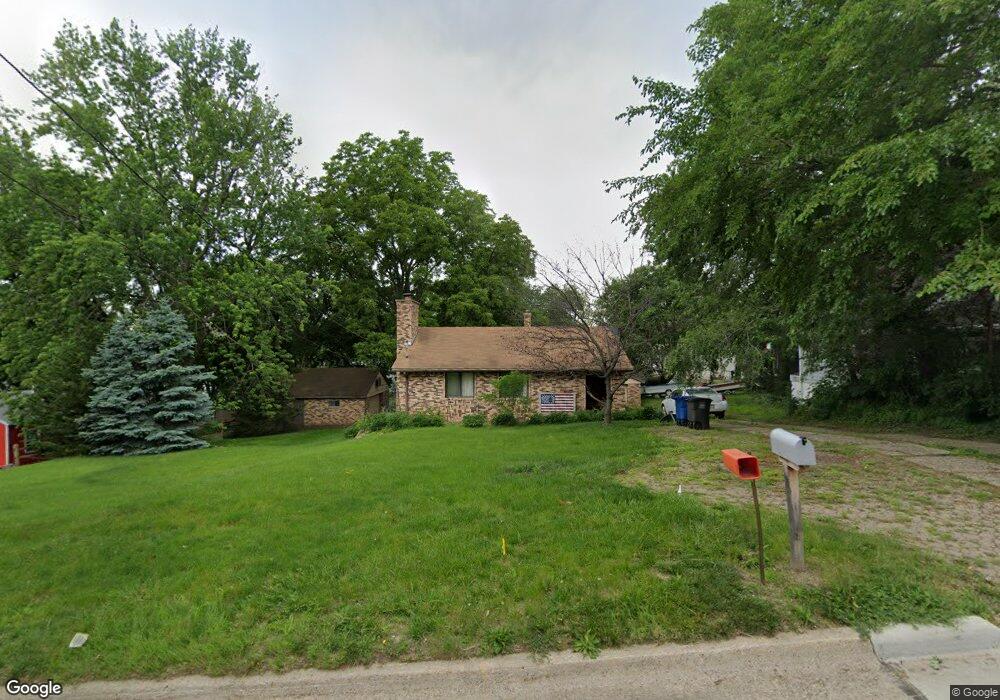 1240 E 34th St, Des Moines, IA 50317 - photo 1