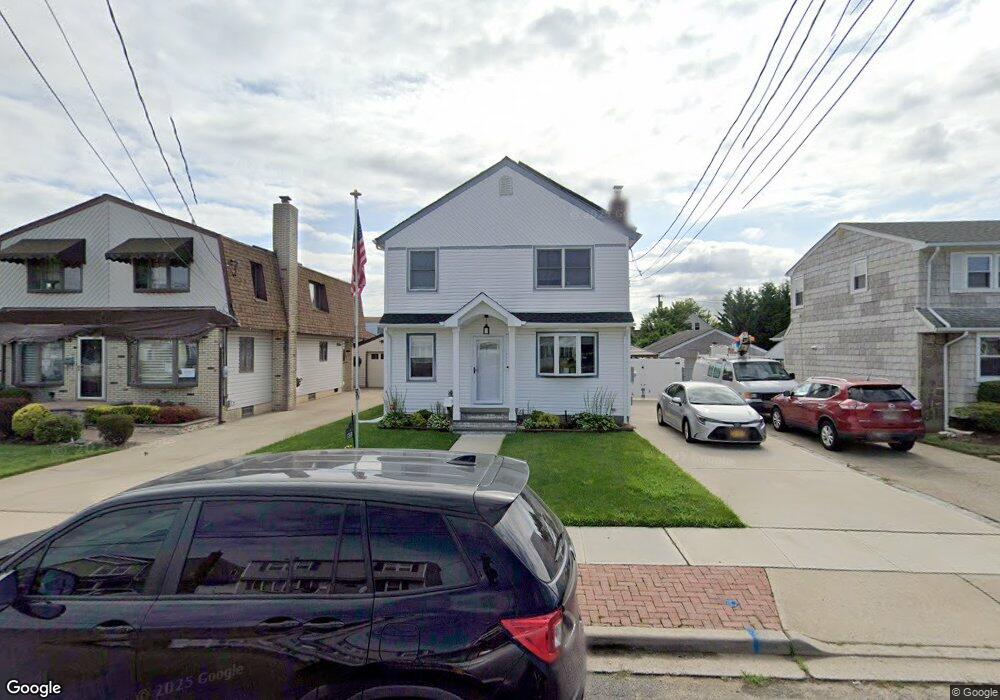 159 Kruze St, Franklin Square, NY 11010 - photo 1