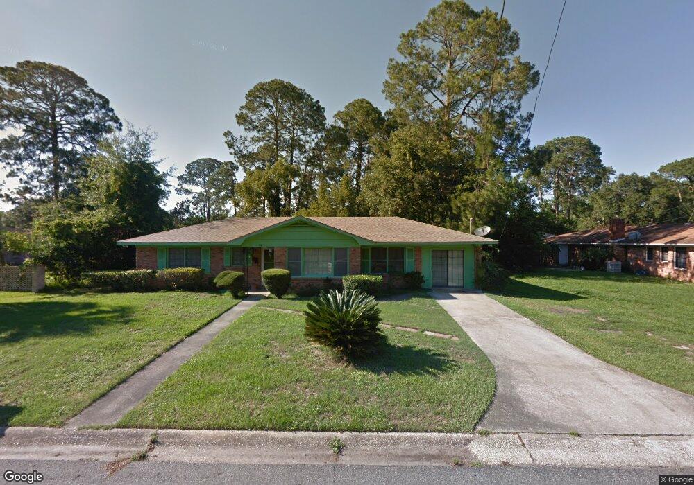 114 Tee Ln, Brunswick, GA 31525 - photo 1