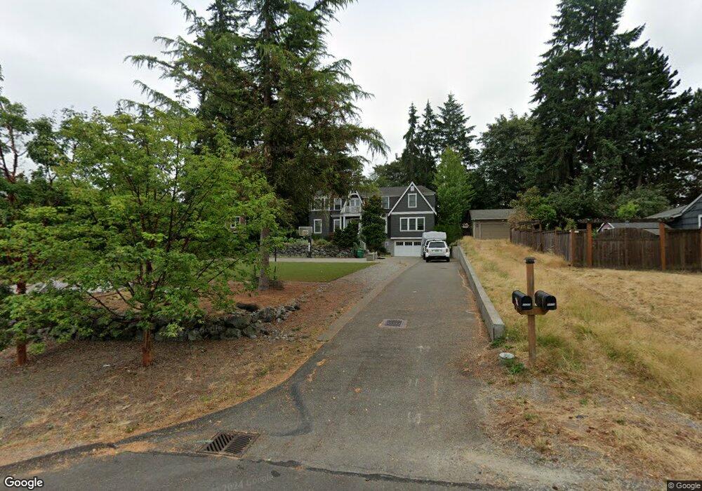 8833 SE 37th St, Mercer Island, WA 98040 - photo 1