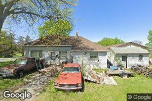 527 5th St, Blythedale, MO 64426