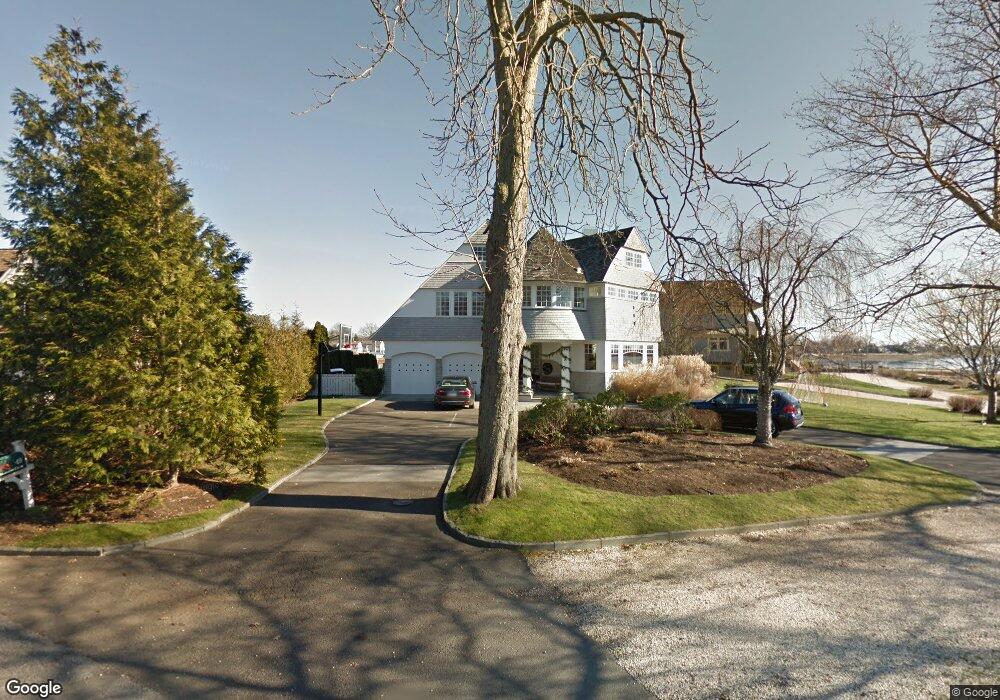 49 Willowmere Cir, Riverside, CT 06878 - photo 1