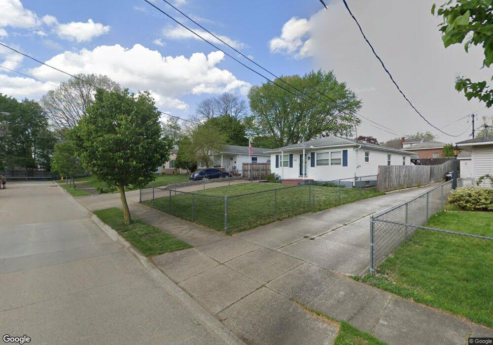 629 Bridge Rd, Akron, OH 44312 - photo 1