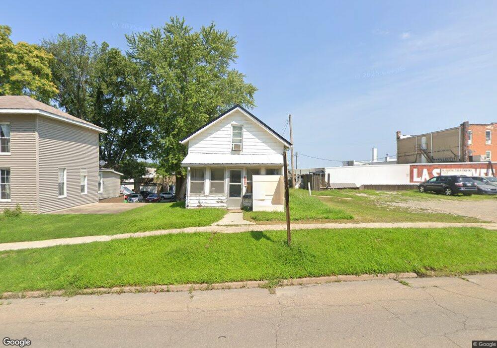 125 2nd St, Columbus Junction, IA 52738 - photo 1