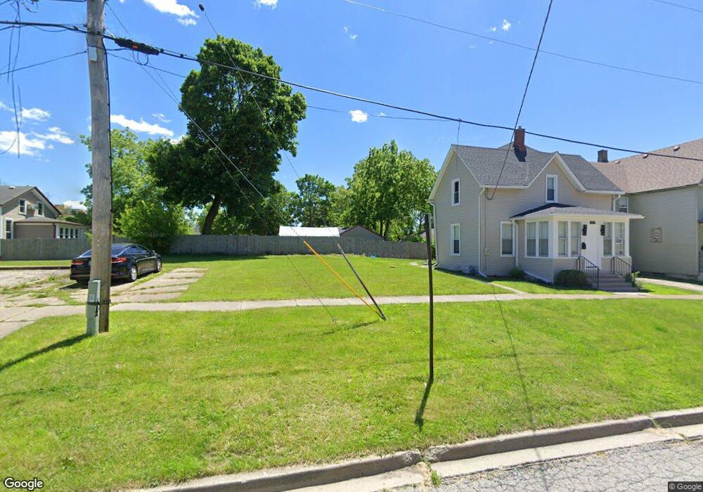 515 W Clayton St, Waukegan, IL 60085 - photo 1
