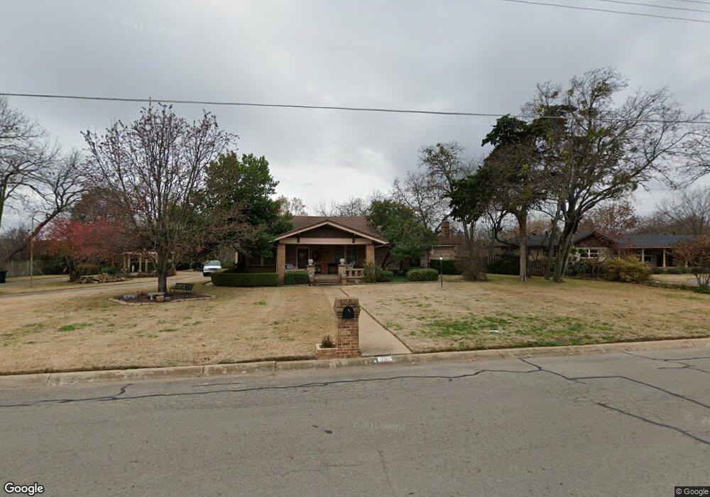 201 Mcanear St, Cleburne, TX 76033 - photo 1