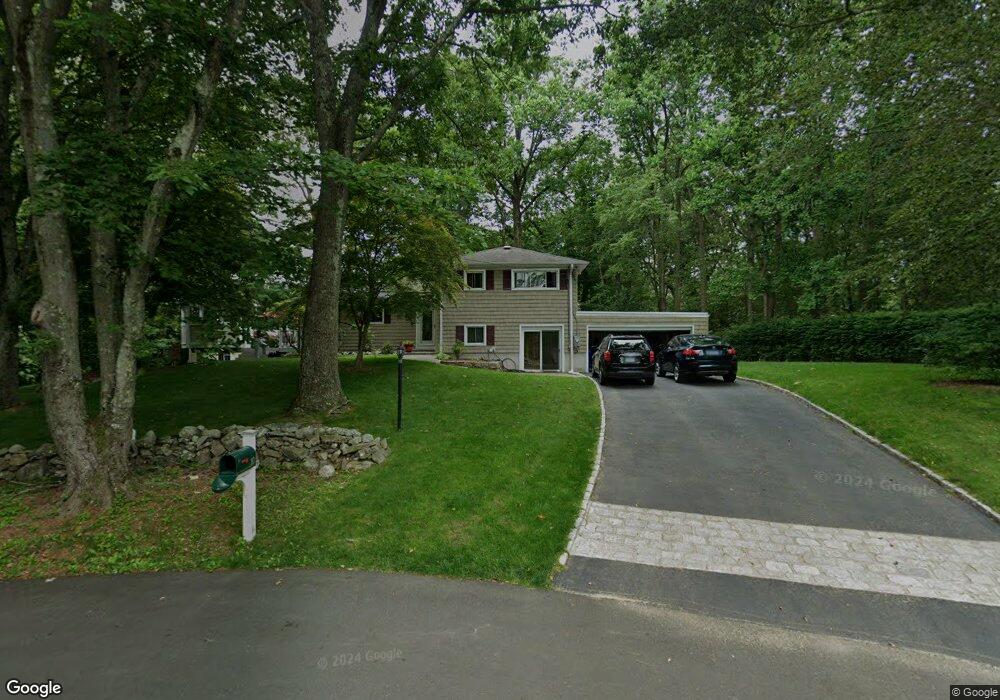 10 Pocono Rd, Norwalk, CT 06851 - photo 1