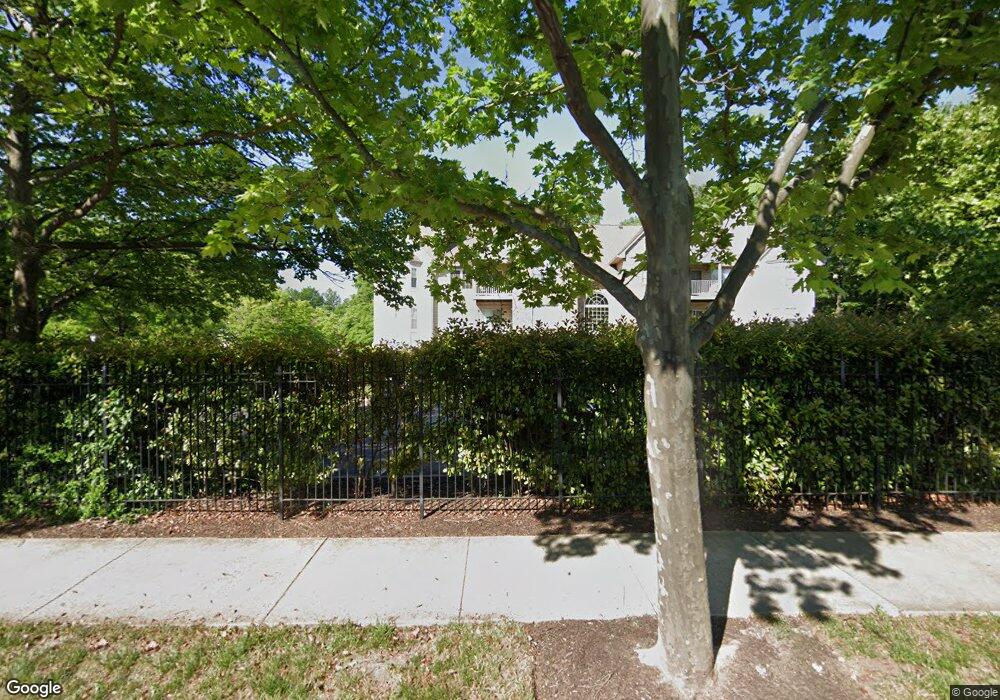 9811 Lake Pointe Ct unit 203, Upper Marlboro, MD 20774 - photo 1