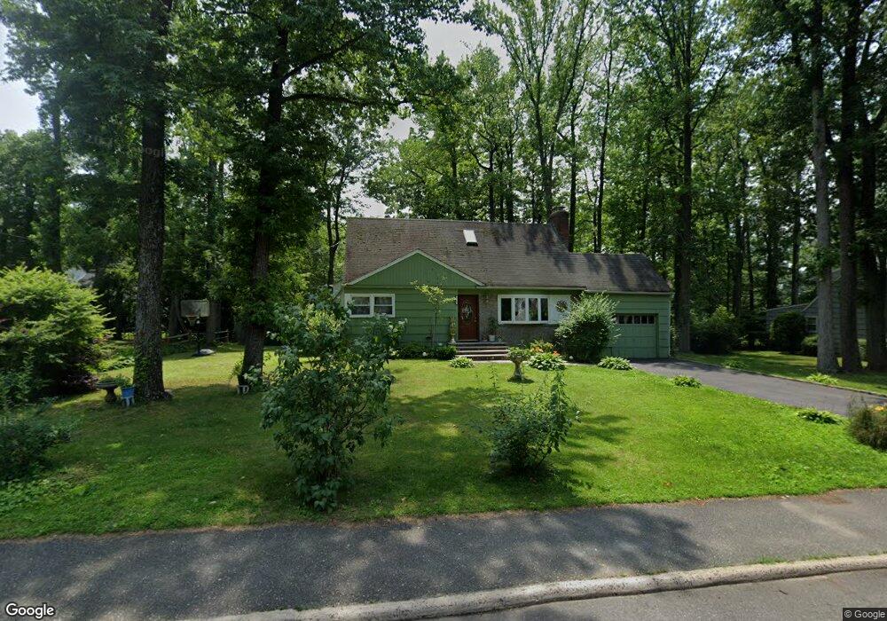 256 Steamboat Rd, Great Neck, NY 11024 - photo 1