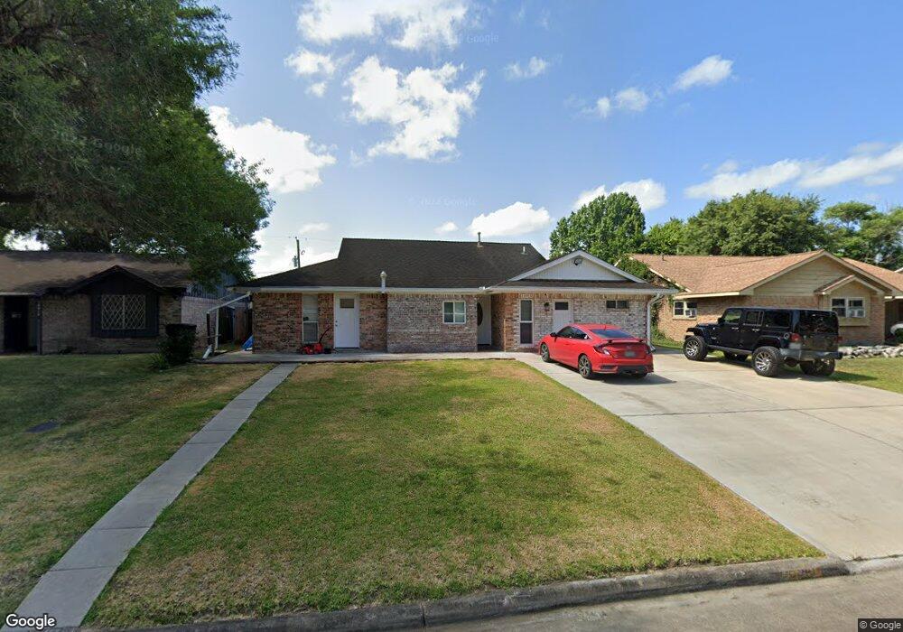 10910 Overlea Dr, Houston, TX 77089 - photo 1