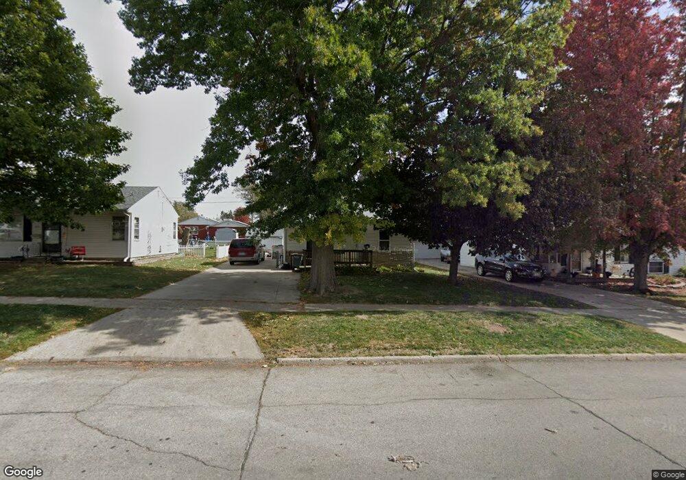 402 E 21st St S, Newton, IA 50208 - photo 1