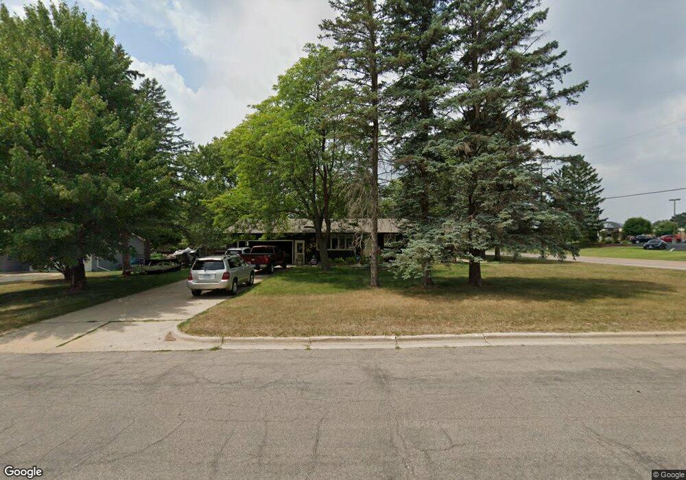 1047 4th Ave N, Sauk Rapids, MN 56379 - photo 1