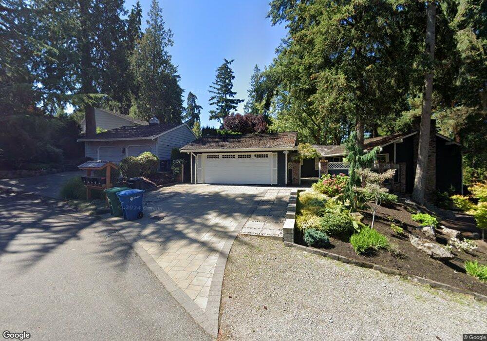 5301 Lansdowne Ln, Mercer Island, WA 98040 - photo 1