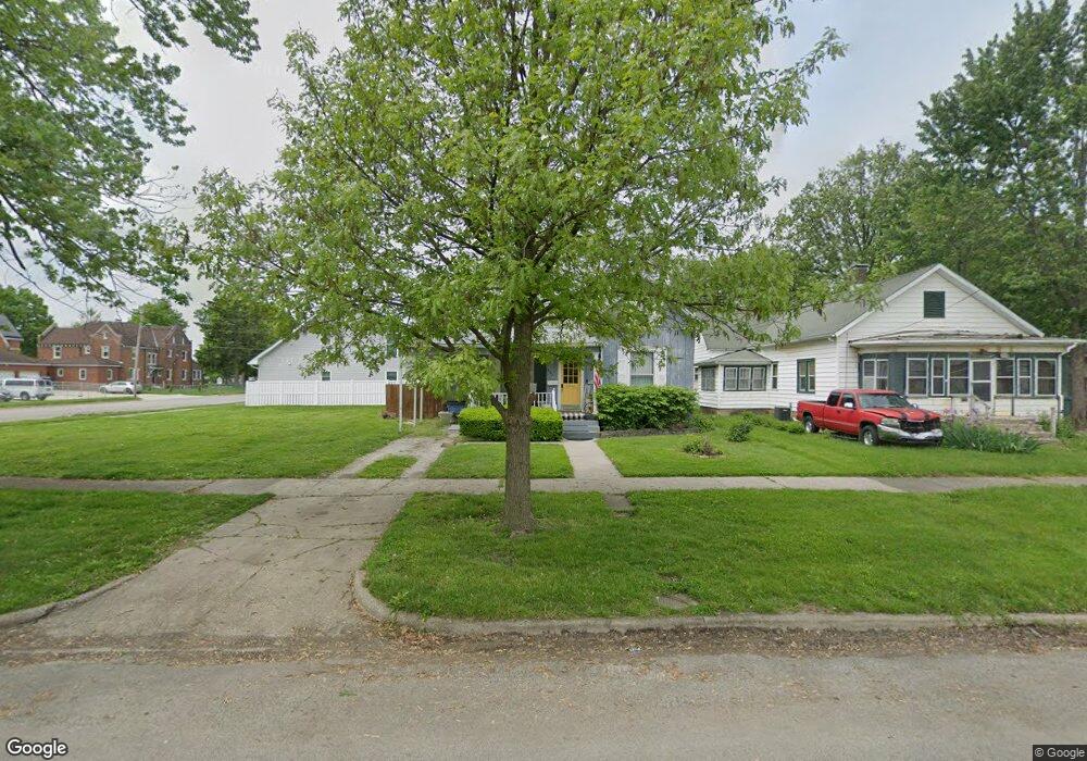 405 N 20th St, Mattoon, IL 61938 - photo 1