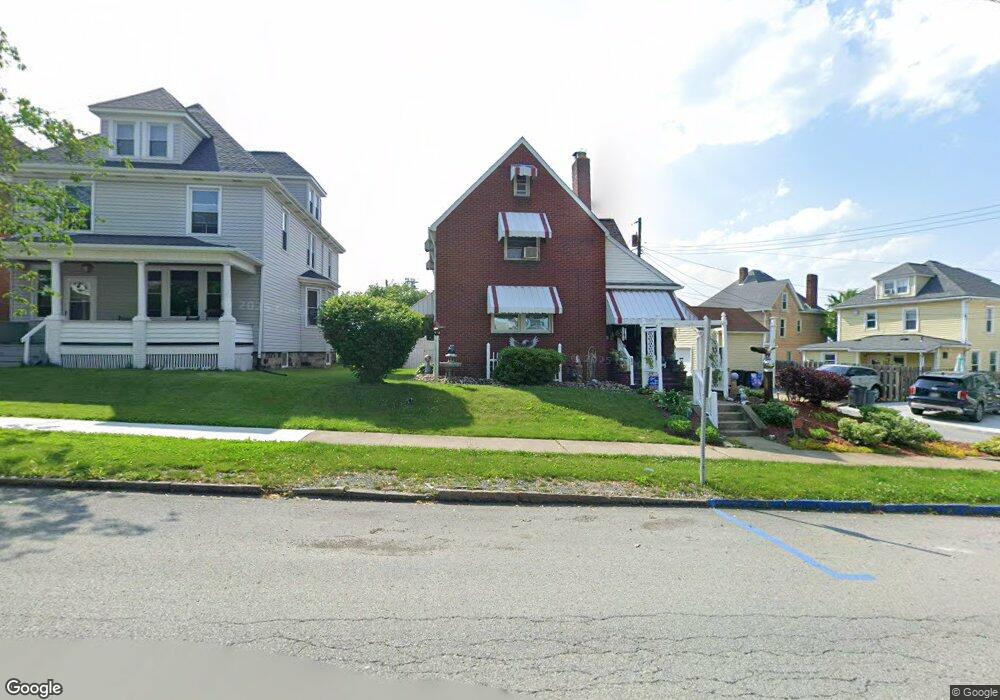 308 Hancock Ave, Vandergrift, PA 15690 - photo 1