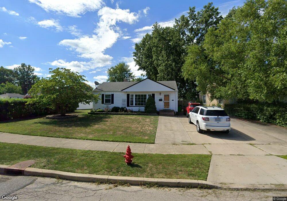 1598 Dennis Dr, Wickliffe, OH 44092 - photo 1