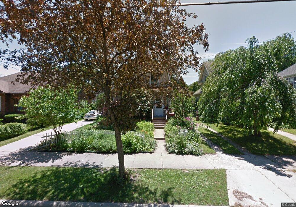 607 W Barnes Ave, Lansing, MI 48910 - photo 1