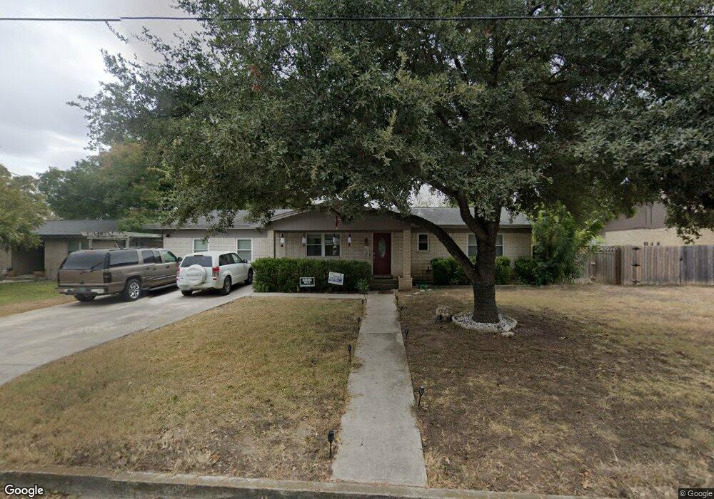 1318 Fieldcrest, New Braunfels, TX 78130 - photo 1