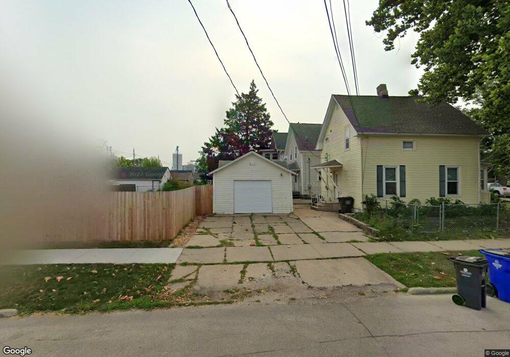 815 8th St NW, Cedar Rapids, IA 52405 - photo 1