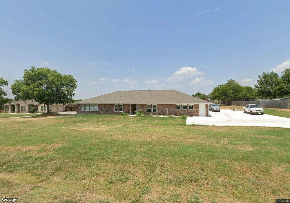 3105 Woodland Ct, Gainesville, TX 76240 - photo 1